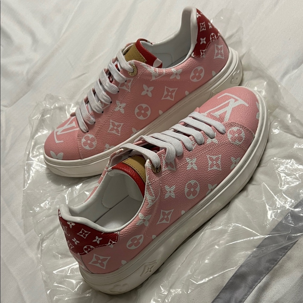 Louis Vuitton Pink Monogram Low-Top Sneakers